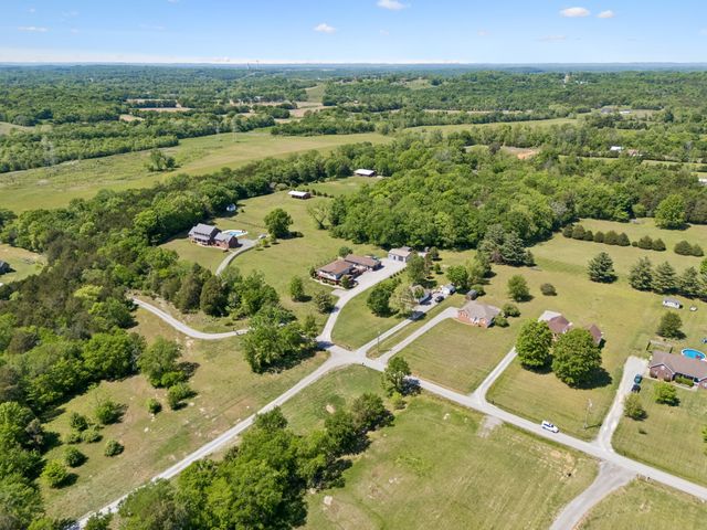 1271 Trice Rd, Lebanon, TN 37087