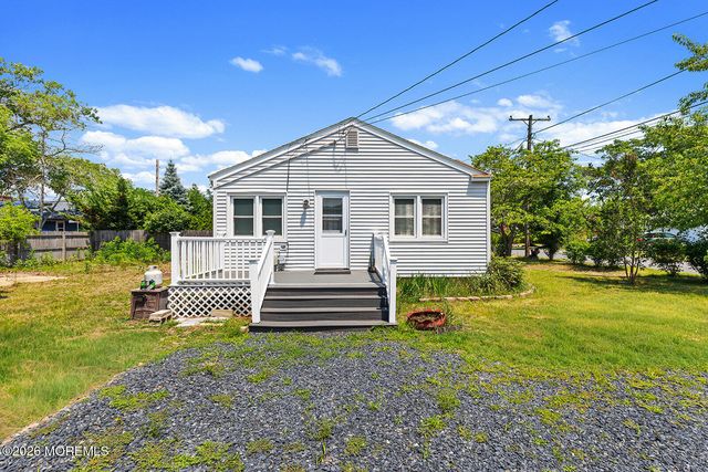 418 Greenwood Lane, Brick, NJ 08723