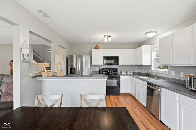 16959 Tree Top Court, Noblesville, IN 46062