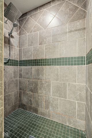 16959 Tree Top Court, Noblesville, IN 46062