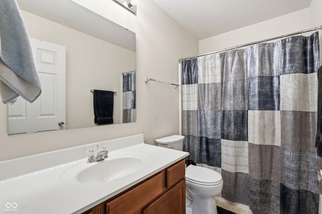 16959 Tree Top Court, Noblesville, IN 46062
