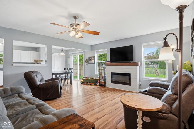 16959 Tree Top Court, Noblesville, IN 46062