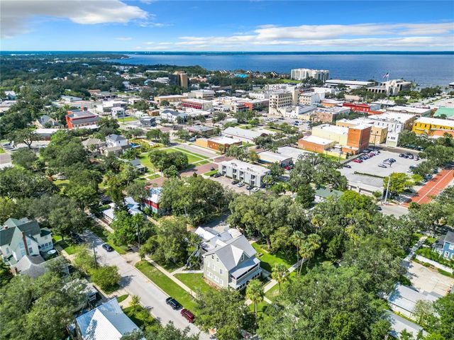 318 S PALMETTO AVENUE, Sanford, FL 32771