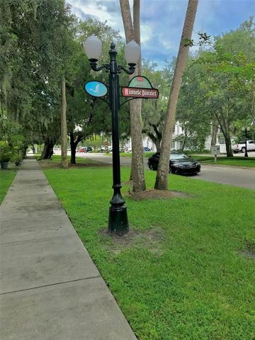 318 S PALMETTO AVENUE, Sanford, FL 32771