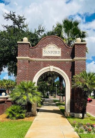 318 S PALMETTO AVENUE, Sanford, FL 32771