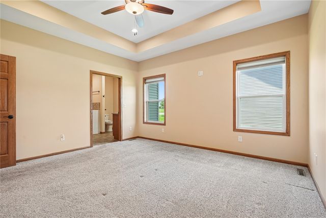 358 Eastview Ave, Marion, IA 52302