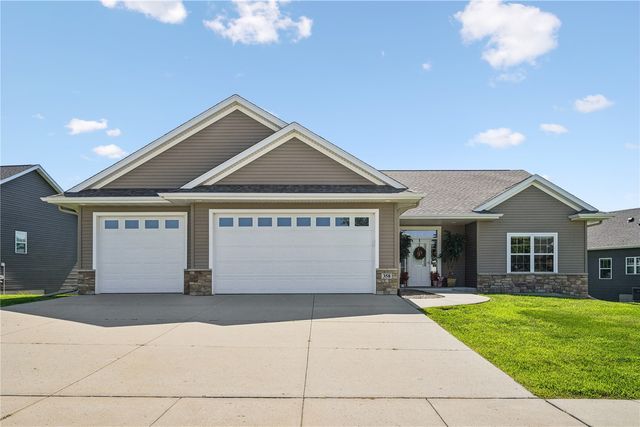 358 Eastview Ave, Marion, IA 52302