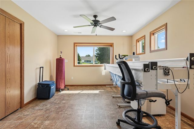 358 Eastview Ave, Marion, IA 52302