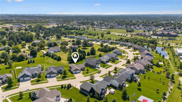 358 Eastview Ave, Marion, IA 52302