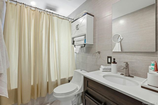 251 Arthur Street, Freeport, NY 11520