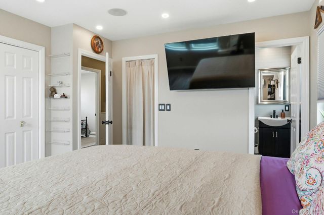 251 Arthur Street, Freeport, NY 11520