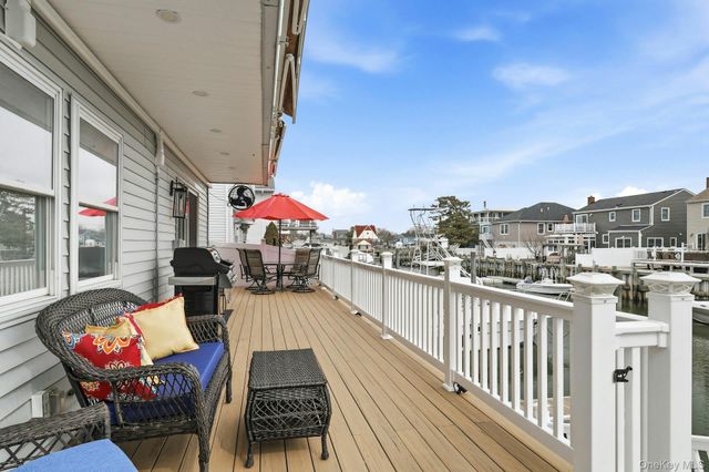 251 Arthur Street, Freeport, NY 11520