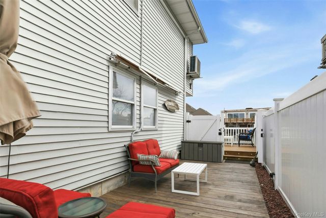 251 Arthur Street, Freeport, NY 11520