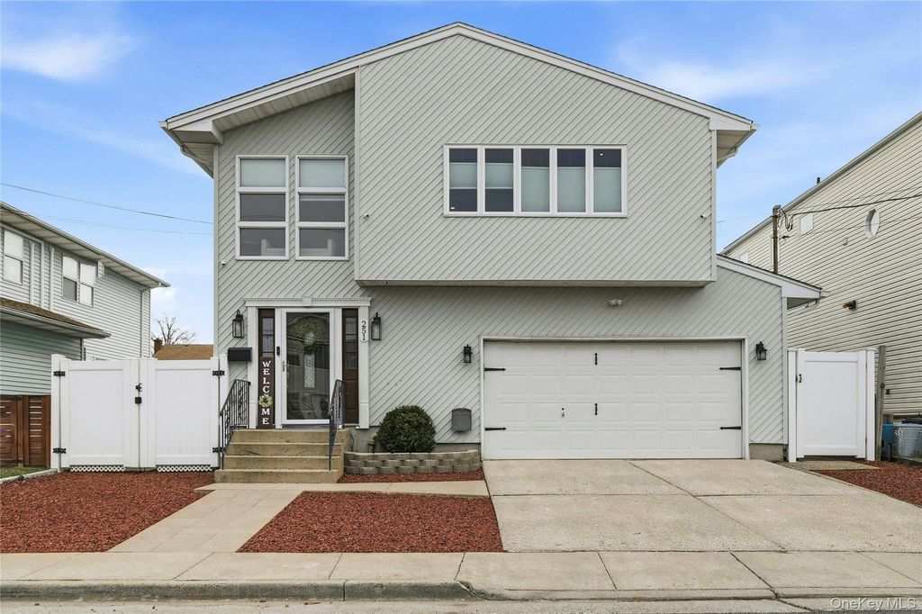 251 Arthur Street, Freeport, NY 11520