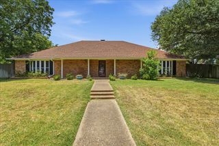 130 Mulberry Street, Van, TX 75790