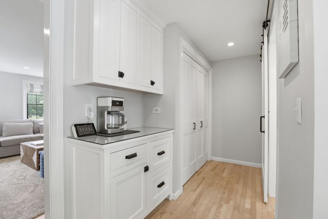 40 Frances Dr, Newburyport, MA 01950