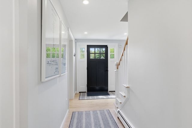 40 Frances Dr, Newburyport, MA 01950
