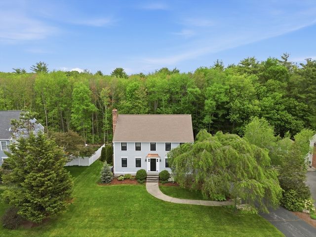 40 Frances Dr, Newburyport, MA 01950