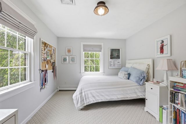 40 Frances Dr, Newburyport, MA 01950