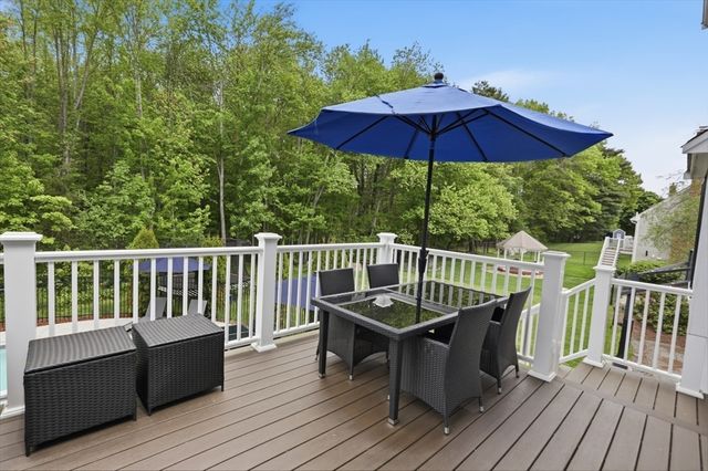 40 Frances Dr, Newburyport, MA 01950