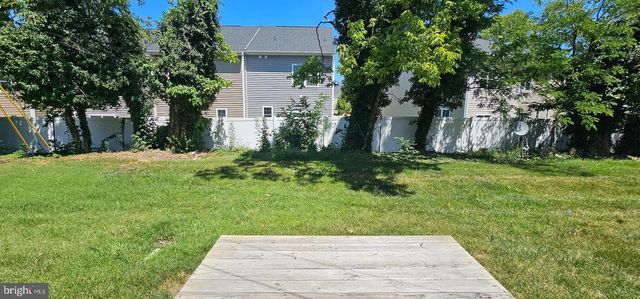 220 E WHITLOCK AVE, Winchester, VA 22601