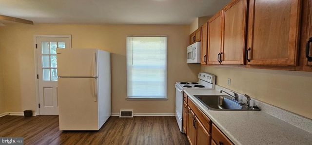 220 E WHITLOCK AVE, Winchester, VA 22601