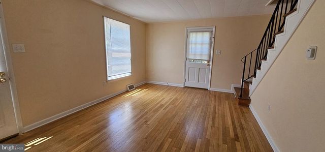 220 E WHITLOCK AVE, Winchester, VA 22601