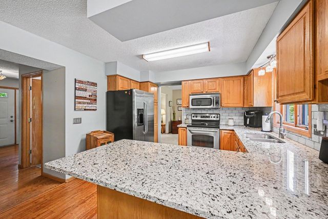 8373 Jorgensen Avenue S, Cottage Grove, MN 55016