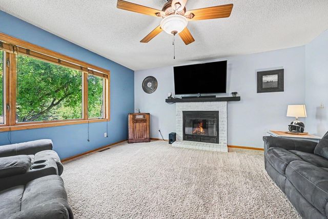 8373 Jorgensen Avenue S, Cottage Grove, MN 55016