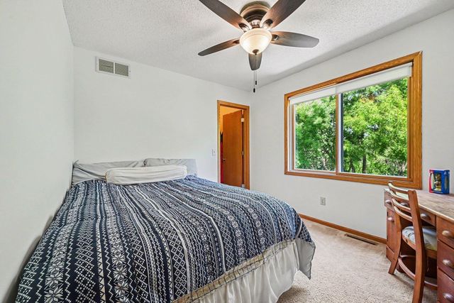 8373 Jorgensen Avenue S, Cottage Grove, MN 55016