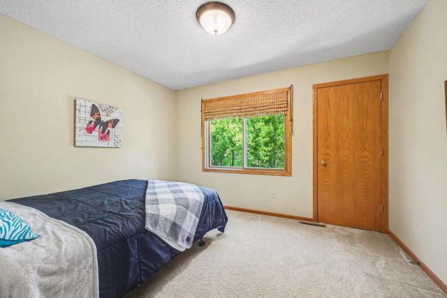 8373 Jorgensen Avenue S, Cottage Grove, MN 55016