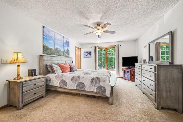 8373 Jorgensen Avenue S, Cottage Grove, MN 55016