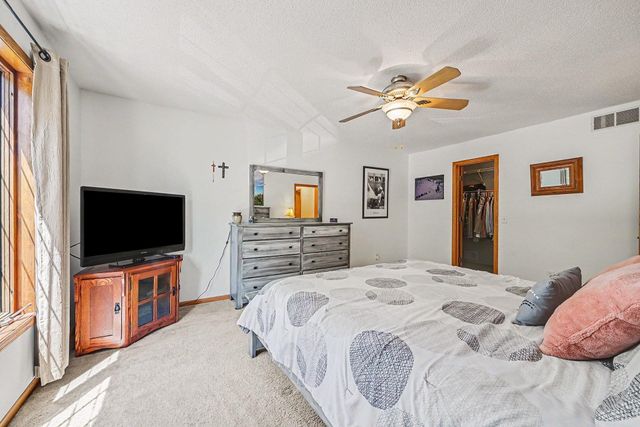 8373 Jorgensen Avenue S, Cottage Grove, MN 55016