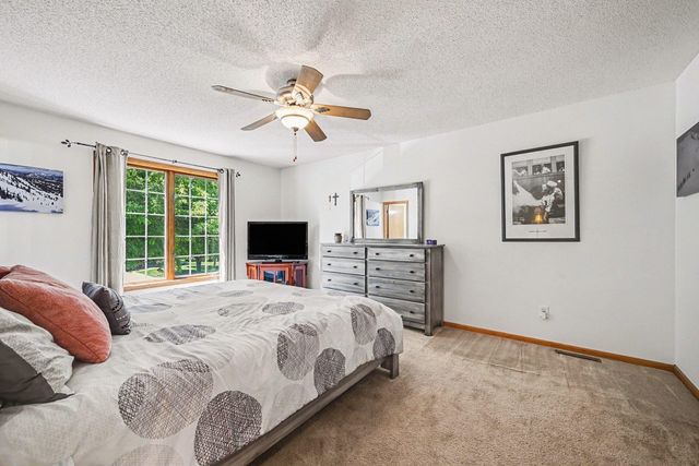 8373 Jorgensen Avenue S, Cottage Grove, MN 55016