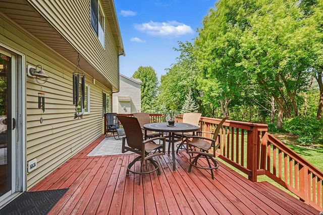 8373 Jorgensen Avenue S, Cottage Grove, MN 55016