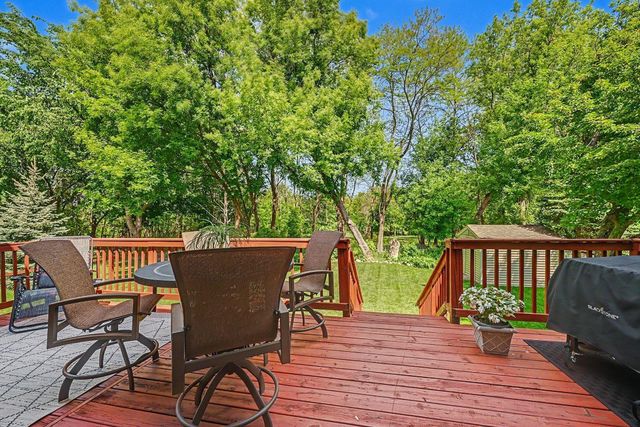 8373 Jorgensen Avenue S, Cottage Grove, MN 55016