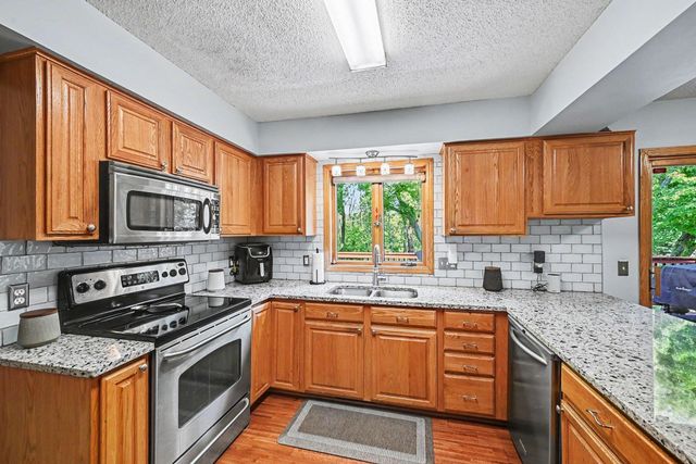 8373 Jorgensen Avenue S, Cottage Grove, MN 55016