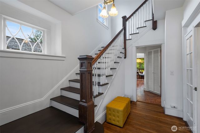 1204 17th Avenue E, Seattle, WA 98112