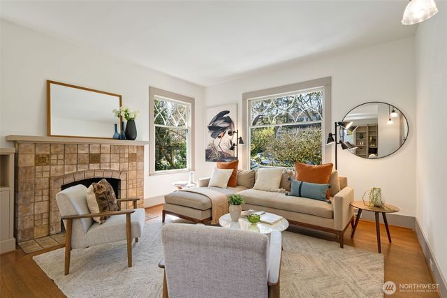 1204 17th Avenue E, Seattle, WA 98112