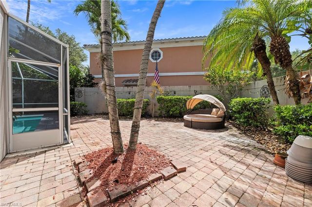 5513 Cove CIR 88, Naples, FL 34119