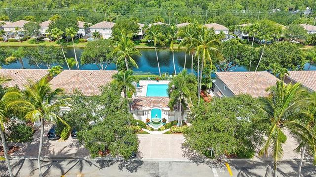 5513 Cove CIR 88, Naples, FL 34119