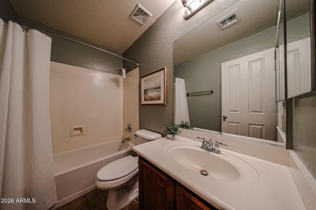 3021 E TONTO Drive, Gilbert, AZ 85298