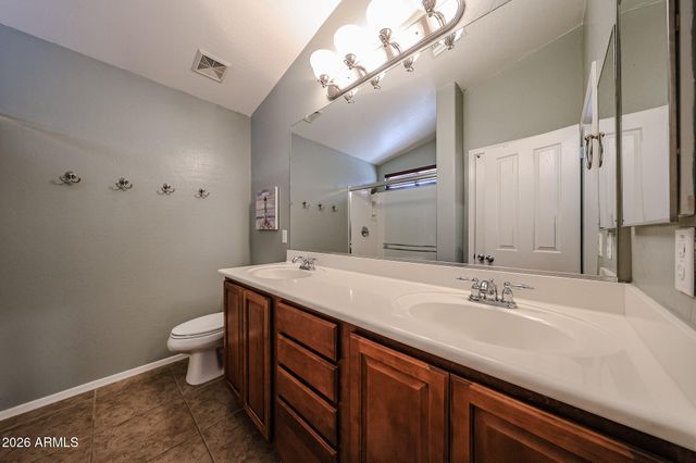 3021 E TONTO Drive, Gilbert, AZ 85298