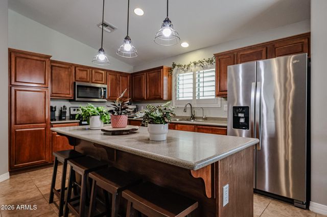 3021 E TONTO Drive, Gilbert, AZ 85298