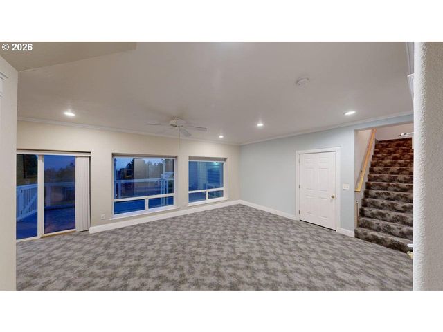 865 JODEE Ln, Brookings, OR 97415