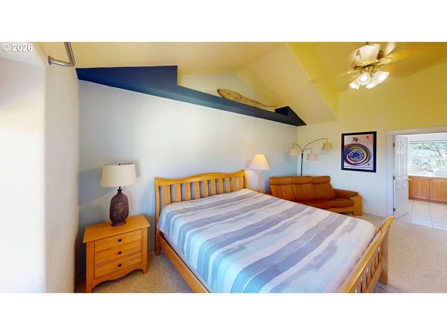 865 JODEE Ln, Brookings, OR 97415