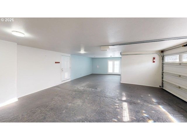 865 JODEE Ln, Brookings, OR 97415
