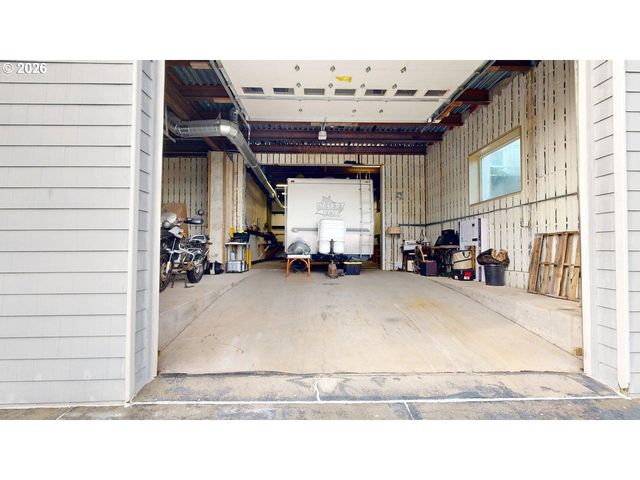 865 JODEE Ln, Brookings, OR 97415