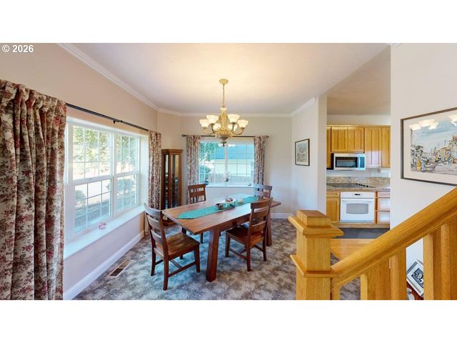 865 JODEE Ln, Brookings, OR 97415