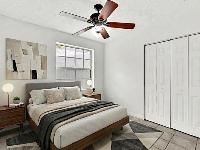 15817 Nw 4th Ct, Pembroke Pines, FL 33028